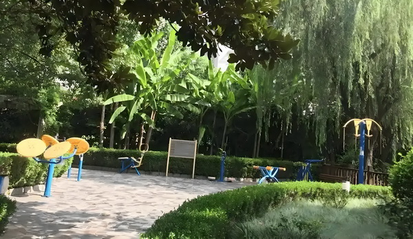 珠玉满地